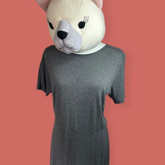 🩶 LARGE H+M BASICS GRAY SHORT SLEEVE TRAVEL CASUAL DRESS - Picture 2 of 8